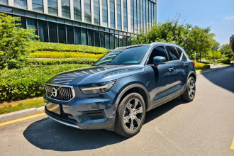 沃尔沃XC40 2020款 T3 智远豪华版