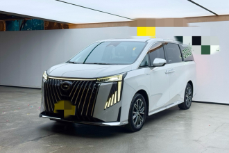 广汽传祺 传祺M8 2024款 大师系列 400T 至尊版