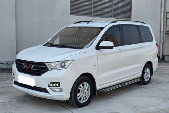 五菱汽车 五菱宏光 2018款 1.5L S舒适型L2B