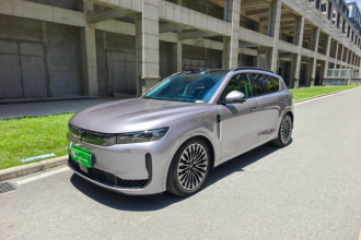 岚图汽车 岚图FREE 2025款 FREE+ 四驱乾崑版