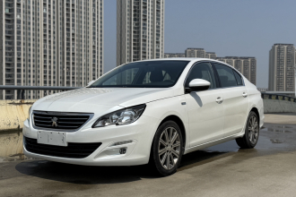 标致408 2015款 1.2T 自动豪华版