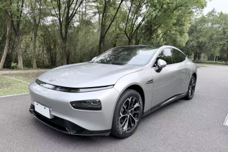 小鹏P7 2022款 586G