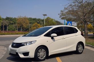 本田 飞度 2016款 1.5L LXS CVT舒适天窗版