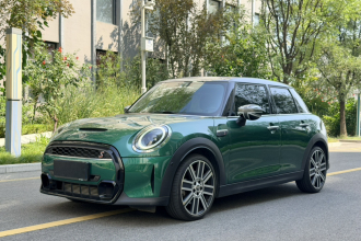 MINI 2022款 2.0T COOPER S 艺术家 五门版
