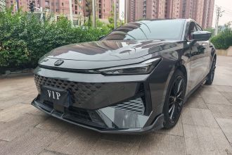 长安UNI-V 2024款 1.5T 尊贵运动型