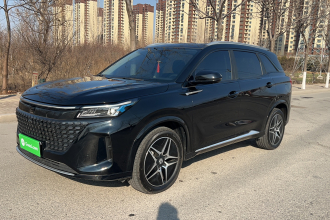 蓝电E5 2024款 荣耀版 100KM臻享型 5座