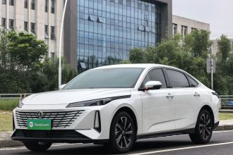 长安 逸动 2025款 蓝鲸 1.5T 500Bar尊贵型