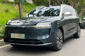 鸿蒙智行 问界M9 2024款 增程 Ultra版 42kWh 6座版