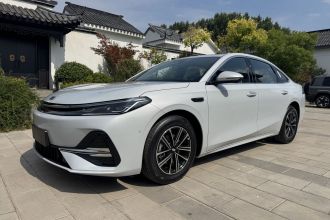 吉利银河 银河A7 2025款 EM-i 70km 探索版
