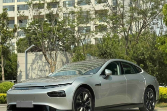 小鹏P7 2020款 670N