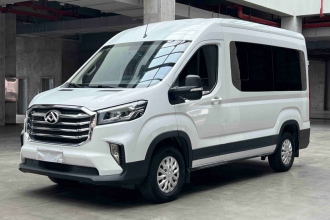 上汽大通MAXUS 新途V90 2022款 2.0T自动智达后驱长轴高顶后单胎9座