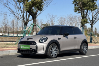 MINI 2023款 改款 2.0T COOPER S 艺术家