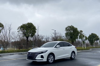 长安 逸动 2021款 PLUS 1.6L GDI 手动精英型