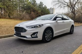 福特 蒙迪欧 2018款 EcoBoost 180 智控豪华型 国V