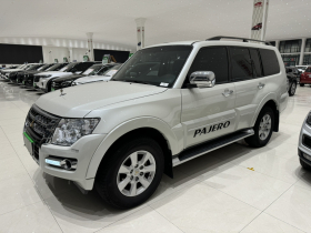 三菱 帕杰罗（平行进口）