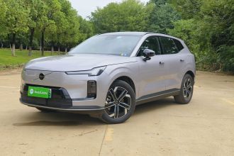 沃尔沃XC70插电式混动 2026款 两驱长续航Core
