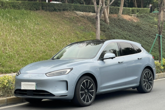 鸿蒙智行 问界M5 2022款 纯电四驱性能版