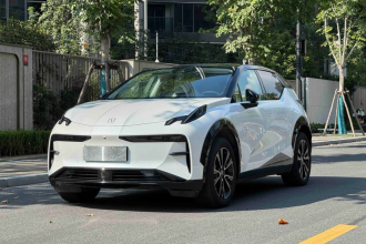 极氪X 2025款 五座长续航版