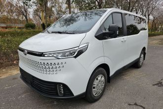 上汽大通MAXUS 新途V70 2023款 2.0T 精英版 自动短轴低顶 5/6座