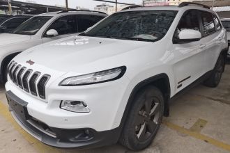 Jeep 自由光 2016款 2.4L 75周年致敬版