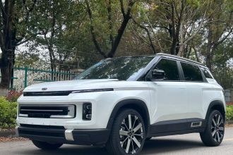 吉利汽车 吉利icon 2023款 1.5TD 巧克力醇臻版