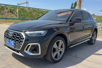 奥迪Q5L 2022款 改款 45T 豪华动感型