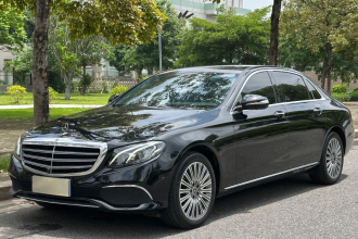 奔驰E级 2020款 改款 E 300 L 时尚型