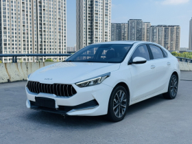 起亚K3 2021款 改款 1.5L CVT时尚版