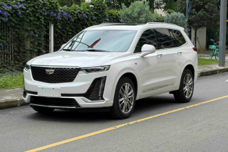 凯迪拉克XT6 2022款 2.0T 六座四驱豪华型