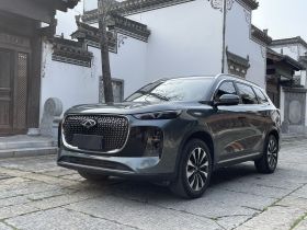 奇瑞 瑞虎8 PLUS 2025款 290TGDI DCT尊贵型