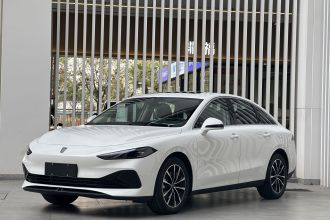 荣威D7 2025款 DMH 125km 世界冠军版