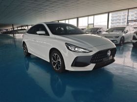 名爵 MG5 2023款 180DVVT CVT豪华版