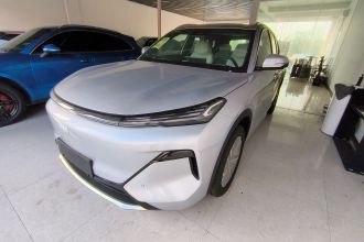 吉利银河 银河星舰7 EM-i 2025款 120km 探索+版