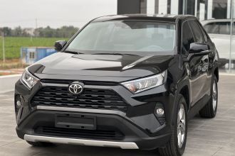 丰田 RAV4荣放 2021款 2.0L CVT两驱风尚PLUS版