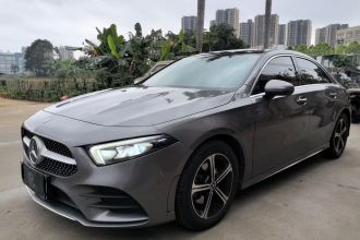 奔驰A级 2022款 改款三 A 200 L 运动轿车时尚型