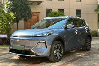 吉利银河 银河星舰7 EM-i 2025款 120km 领航版