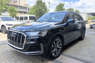 奥迪Q7 2020款 55 TFSI quattro S line运动型