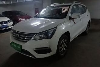 比亚迪 宋 2018款 1.5TI 手动智联进享型