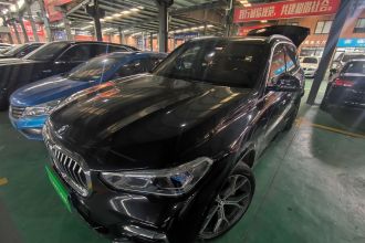 宝马X5 2022款 改款 xDrive 40Li M运动套装