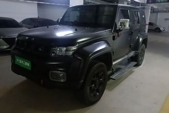 北京越野BJ40 2021款 2.0D 自动四驱刀锋英雄版侠客型（前后电控锁）