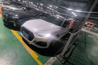 奥迪A5 2024款 Sportback 40 TFSI quattro 豪华动感型