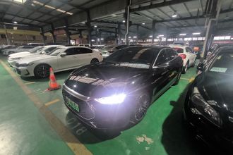 比亚迪 汉 2022款 DM-i 121KM 尊享型
