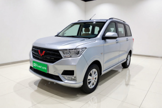 五菱汽车 五菱宏光 2021款 改款1.5L S舒适型 电动助力LAR
