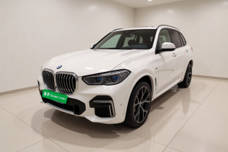 宝马X5 2022款 xDrive 40Li M运动套装