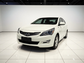 现代 瑞纳 2016款 1.4L 手动智能型GLS