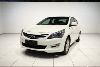 现代 瑞纳 2016款 1.4L 手动智能型GLS