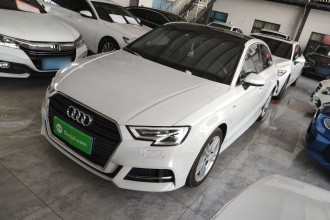 奥迪A3 2018款 30周年年型 Limousine 35 TFSI 时尚型