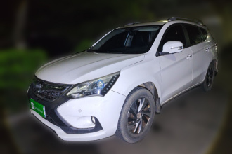 比亚迪 宋 2016款 1.5TI 手动尊贵型