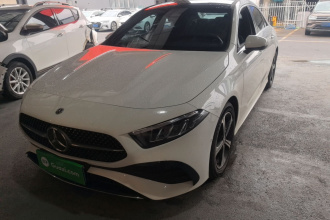 奔驰A级 2023款 A 200 L 时尚型