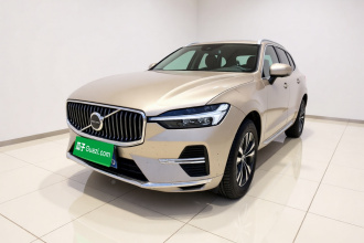 沃尔沃XC60 2025款 B5 四驱智逸豪华版